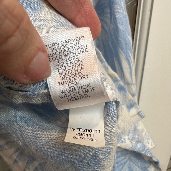 J. Jill Everyday Linen Button-Front Shirt 100% Linen Blue Floral Blouse Size XL - Picture 15 of 16